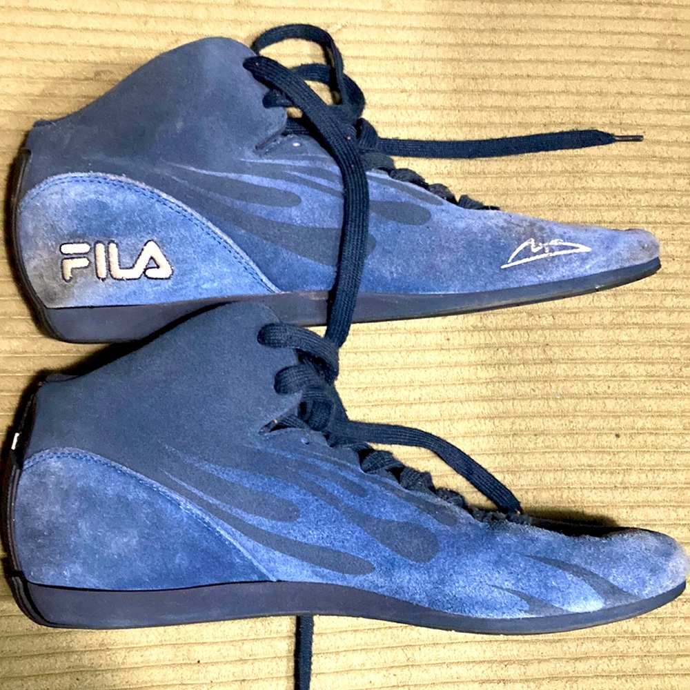 Vintage 2003 Blue Fila shoes